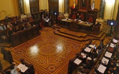 El pleno secunda la devolución de La Solana y del hotel Finisterre
